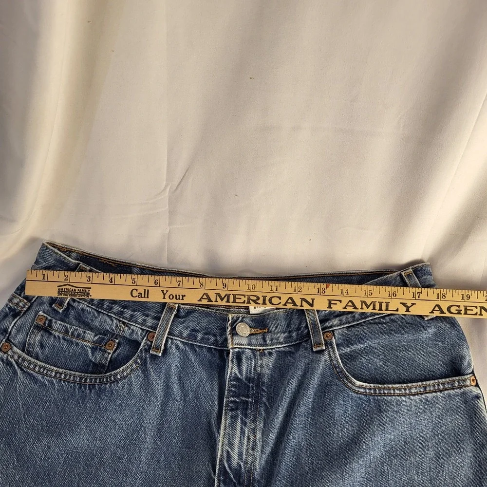 Levi's 550 Mens 36 x 30 Relaxed Fit Denim Jeans
